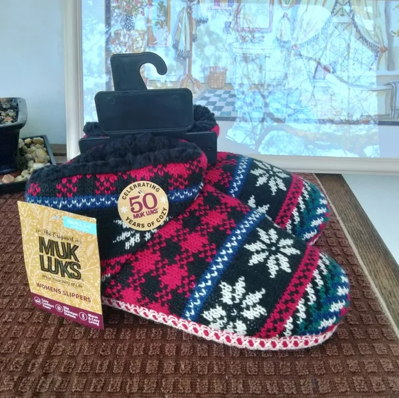 Muk Luks Shoes Womens Muk Luks Red Buffalo Plaid Hardsoled
